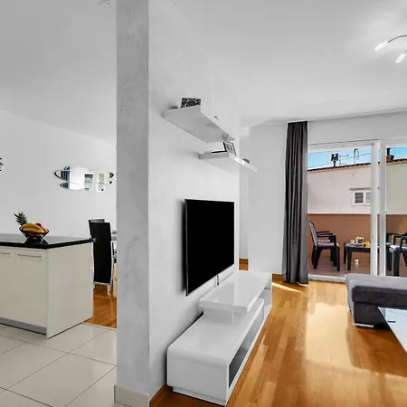 Apartman Linea Makarská Exteriér fotografie